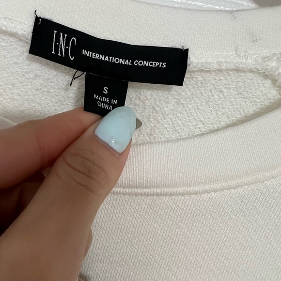 INC white, long sleeve sweater, size small - Picture 4 of 5